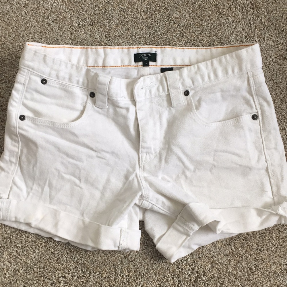 EUC J crew white Jean roll up shorts